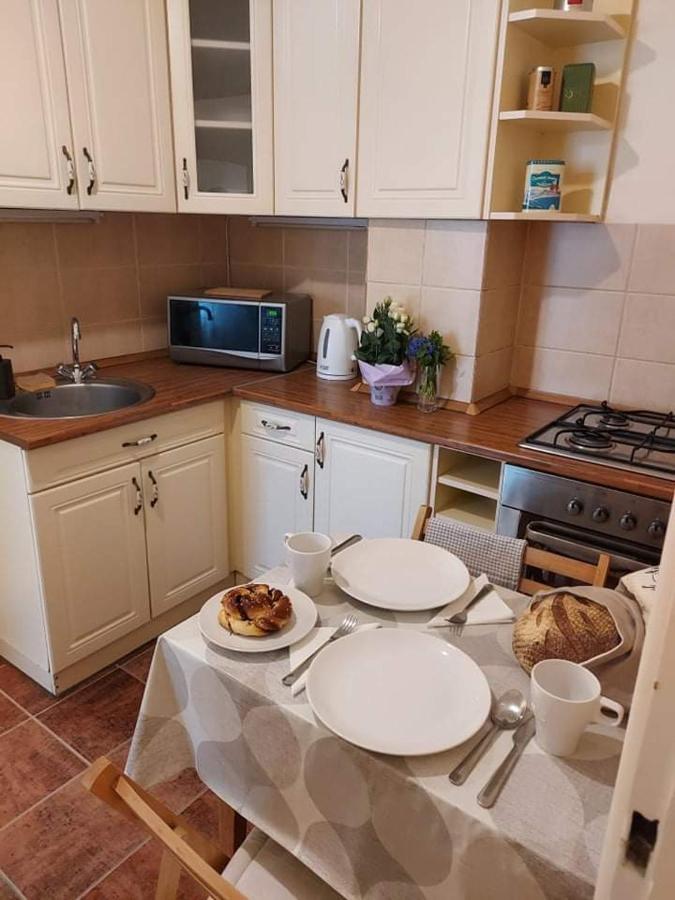 Alfoeldi Palace Apartman Debrecen Eksteriør bilde