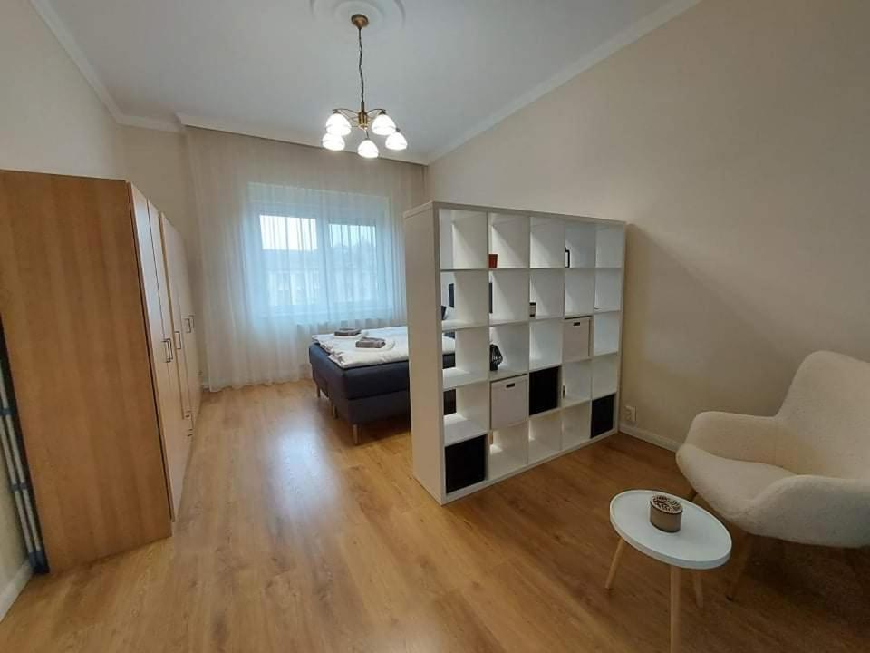 Alfoeldi Palace Apartman Debrecen Eksteriør bilde