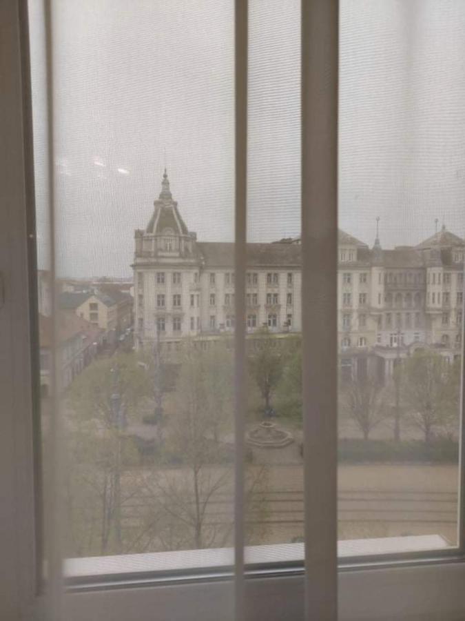 Alfoeldi Palace Apartman Debrecen Eksteriør bilde