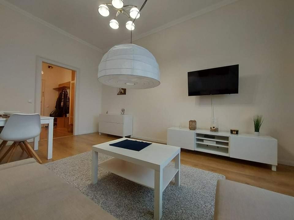 Alfoeldi Palace Apartman Debrecen Eksteriør bilde