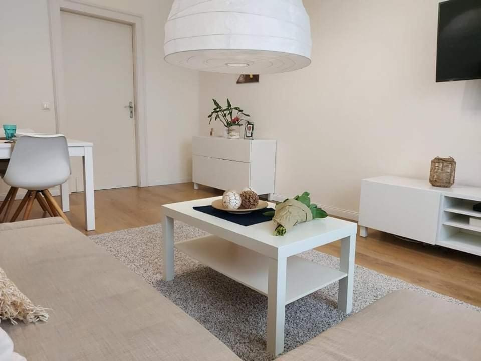 Alfoeldi Palace Apartman Debrecen Eksteriør bilde