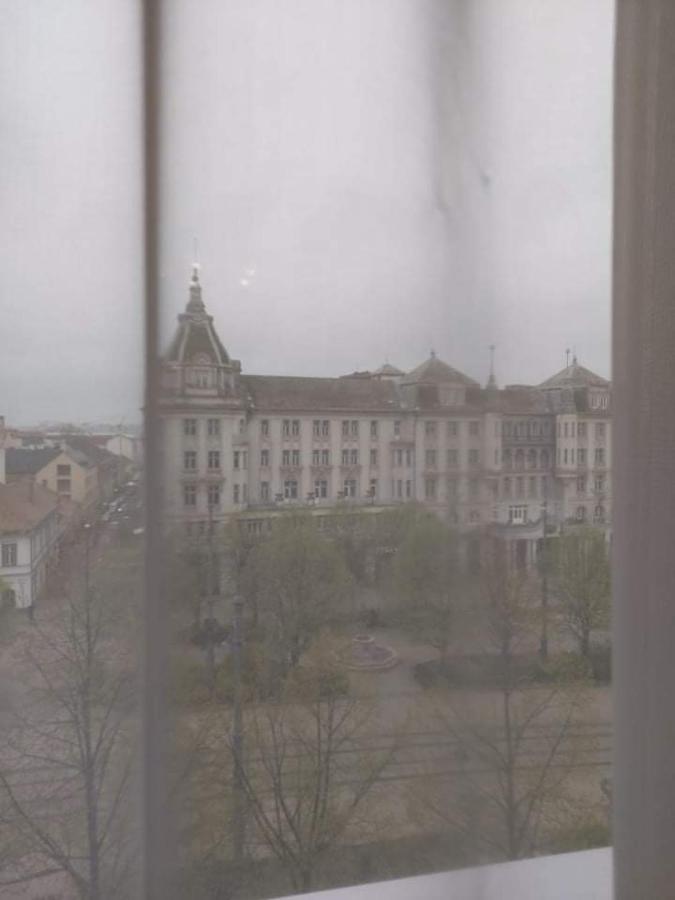 Alfoeldi Palace Apartman Debrecen Eksteriør bilde