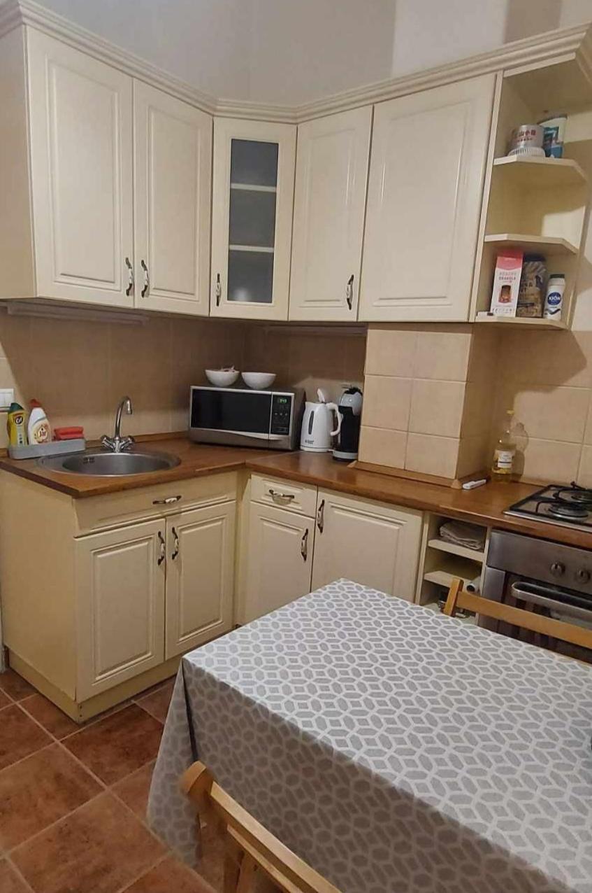 Alfoeldi Palace Apartman Debrecen Eksteriør bilde