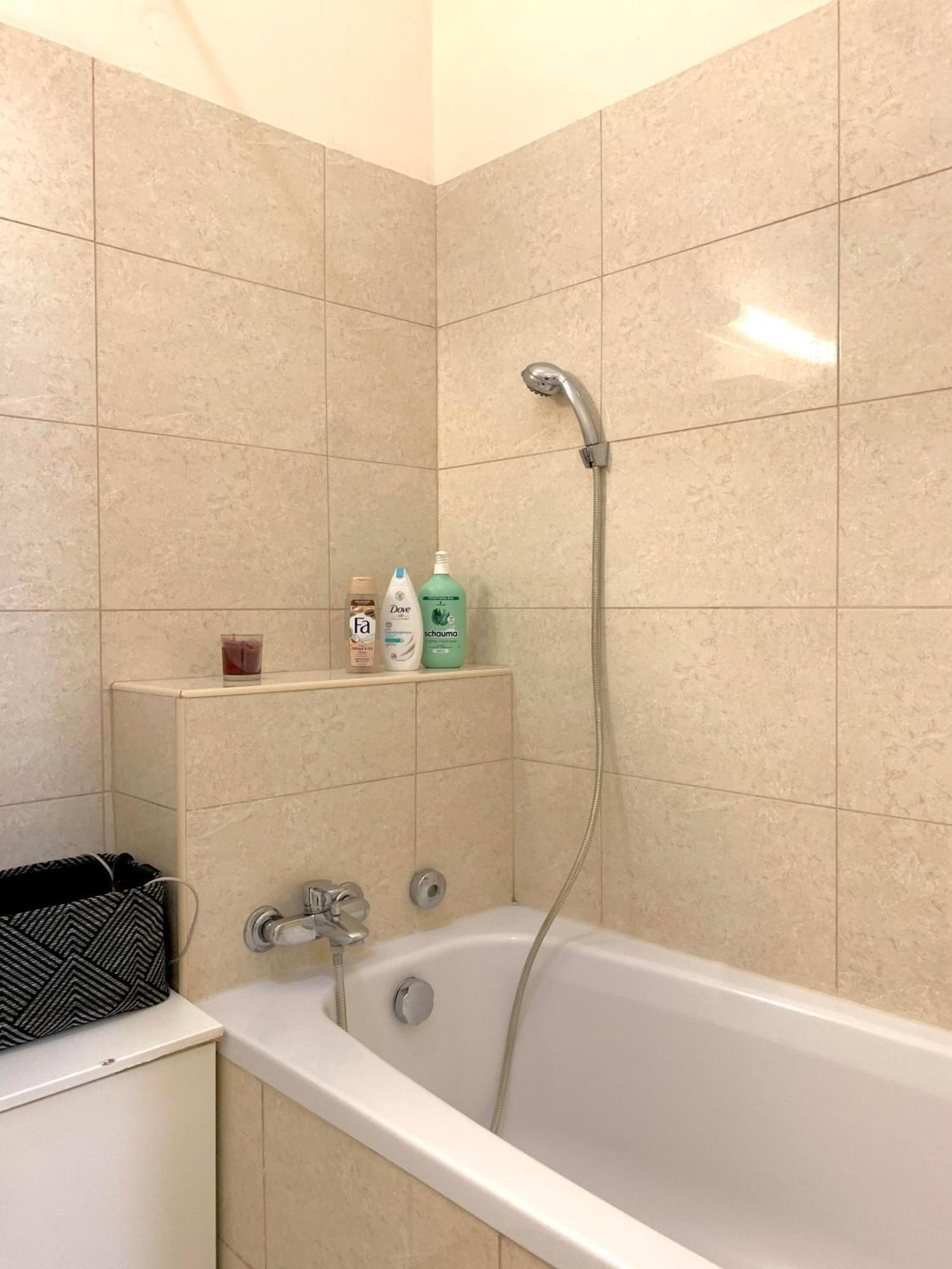 Alfoeldi Palace Apartman Debrecen Eksteriør bilde