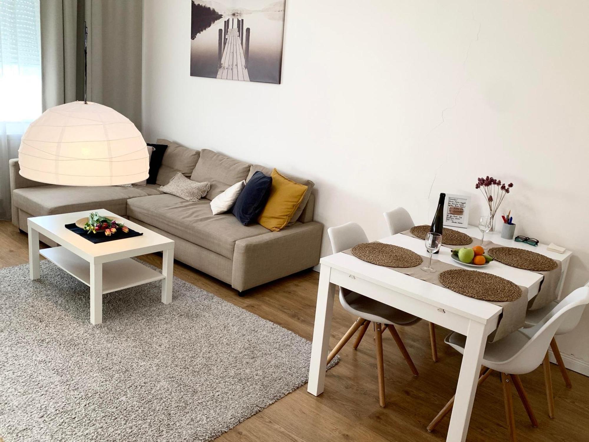 Alfoeldi Palace Apartman Debrecen Eksteriør bilde